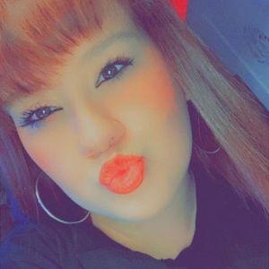 Meet your Posher, Alexis